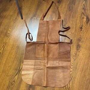 🌷 John Deere 🌷 100% Leather Vintage Apron